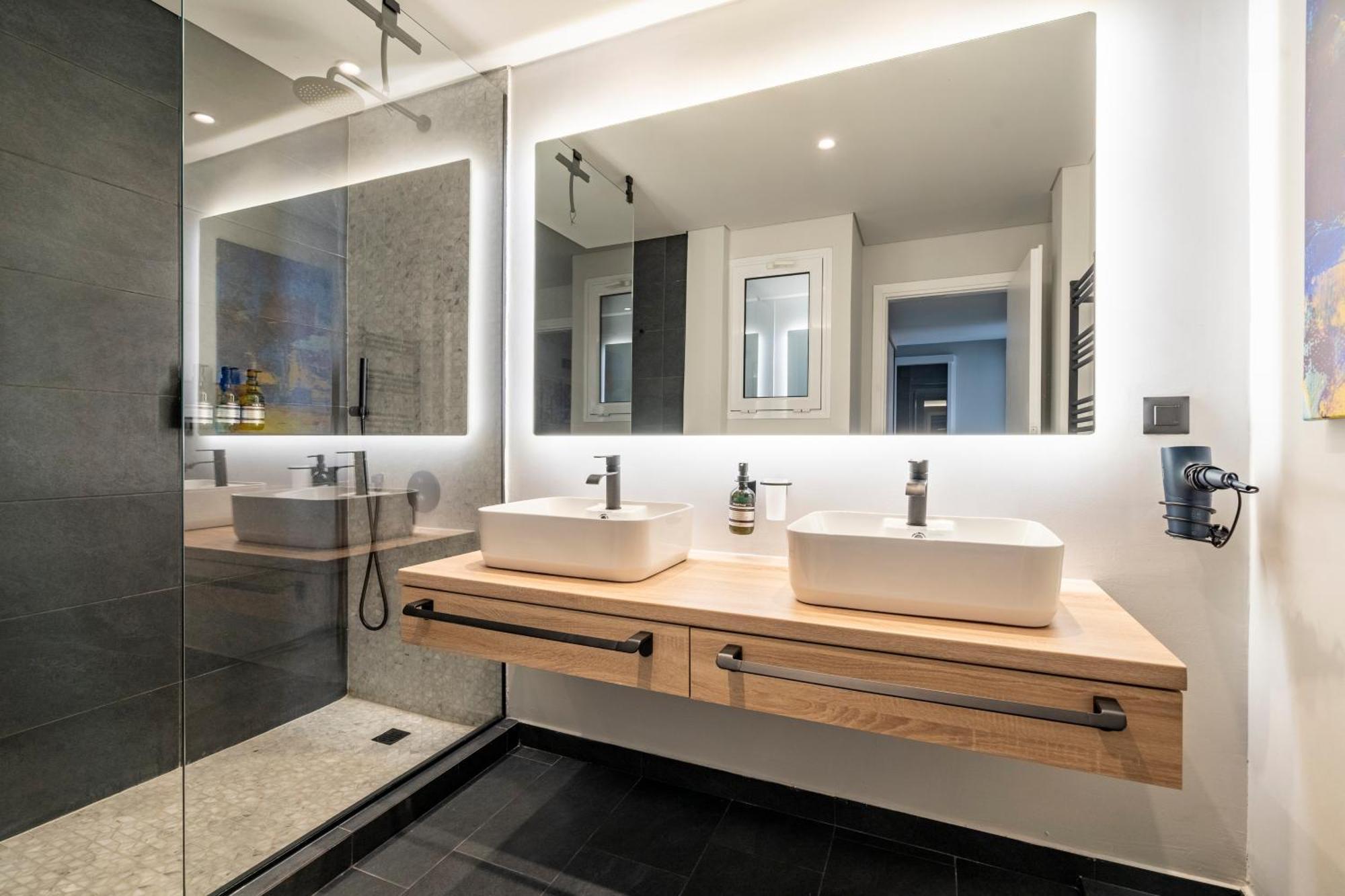 Athena Blue Lux Penthouse 2Br 2Ba With Skyline Terrace, Near Kolonaki Apartment Exterior photo